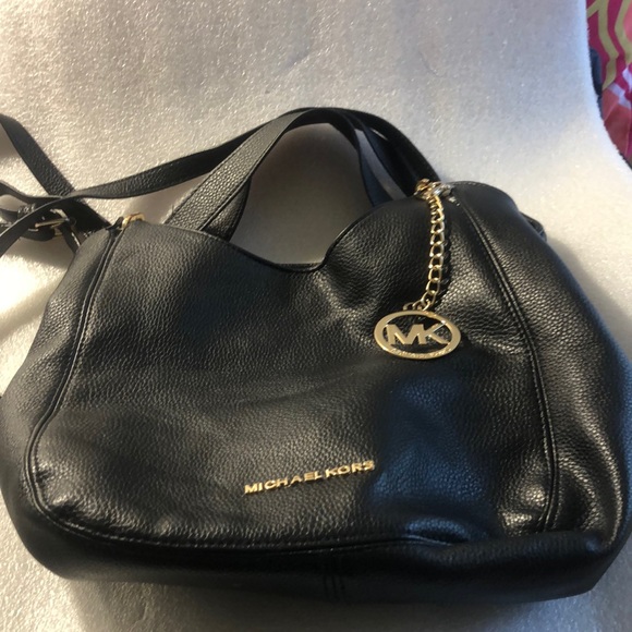Michael Korea black purse. - Picture 4 of 16